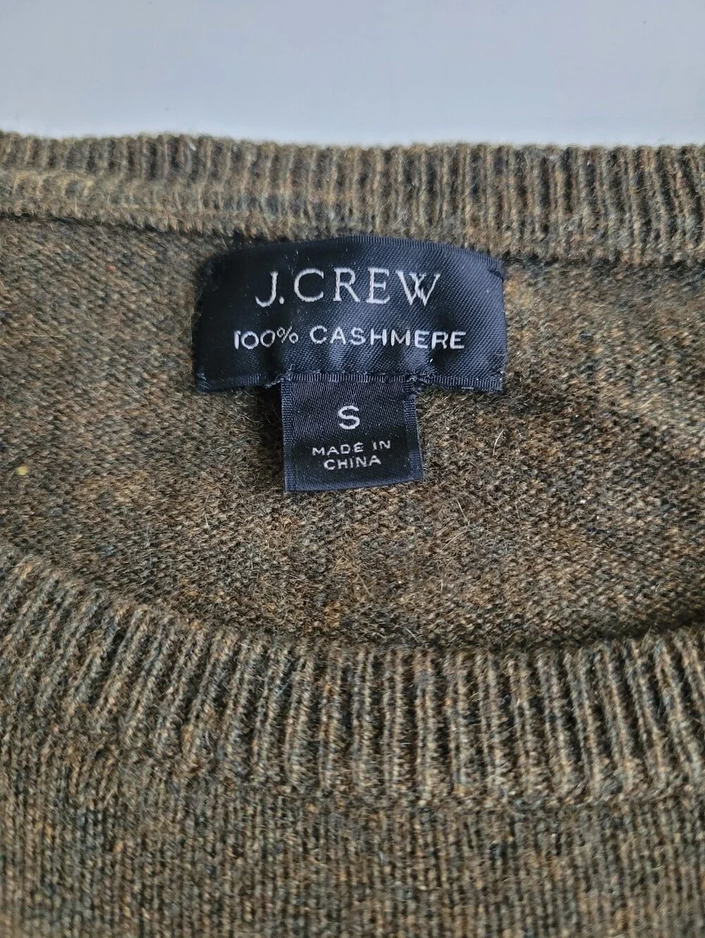 J. Crew 100% Cashmere Olive Green Crewneck Sweater Mens Small